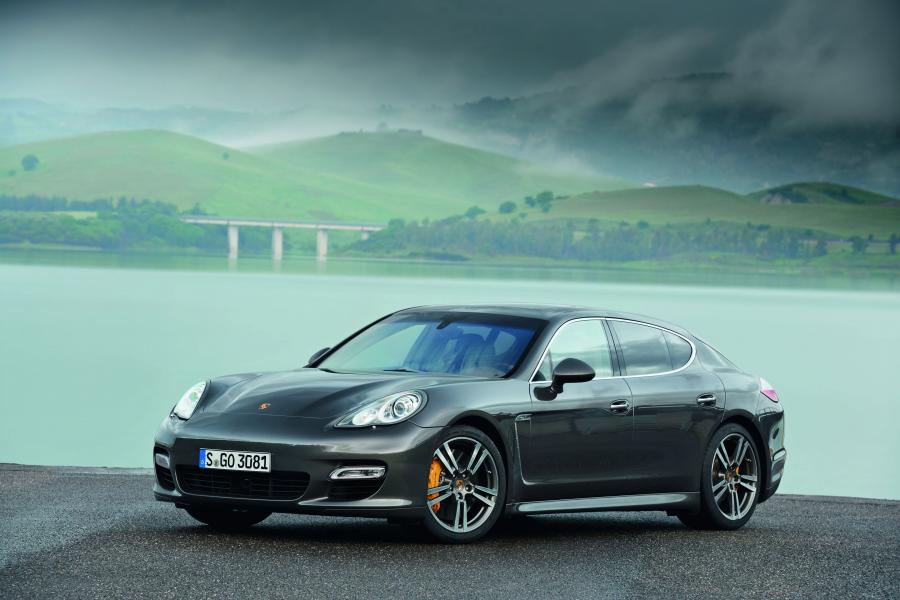  Porsche Panamera Turbo S 2011 года  (фото 41 из 51)